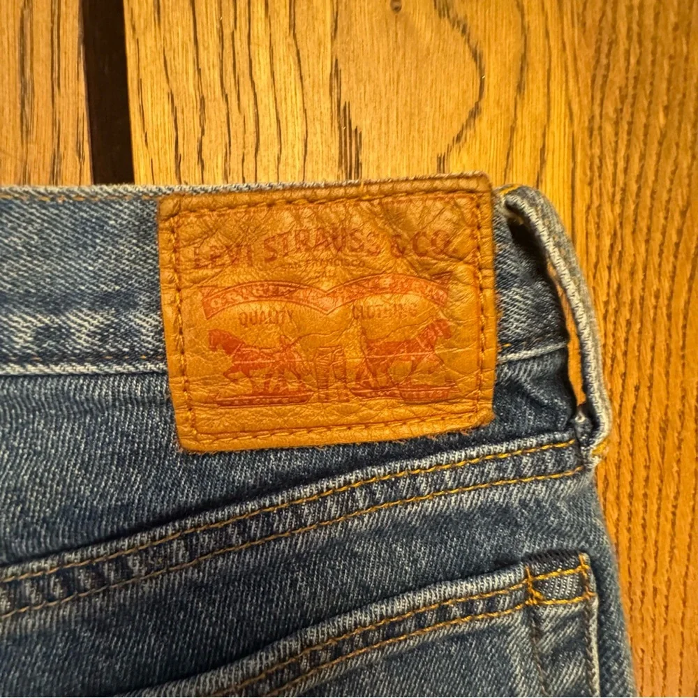 Levis authentic levi